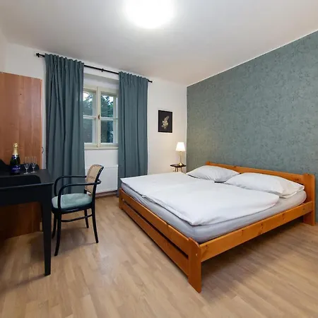 Hotel Zámek Nečtiny