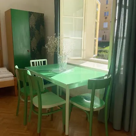 Zámek Nečtiny *